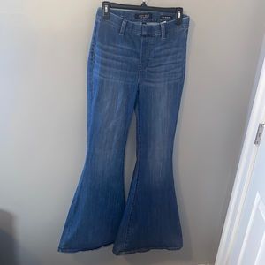 Judy Blue Pull On Super Flare Jeans